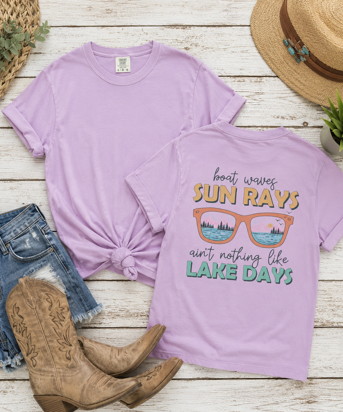 Lake Days T-Shirt — "Boat Waves Sun Rays Ain't Nothing Like Lake Days" Summer Graphic Tee